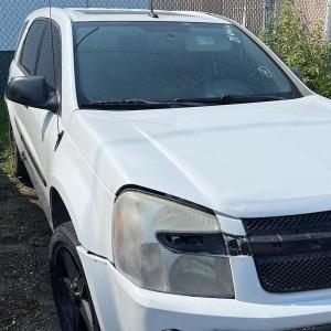 2005 Chevrolet Equinox White
